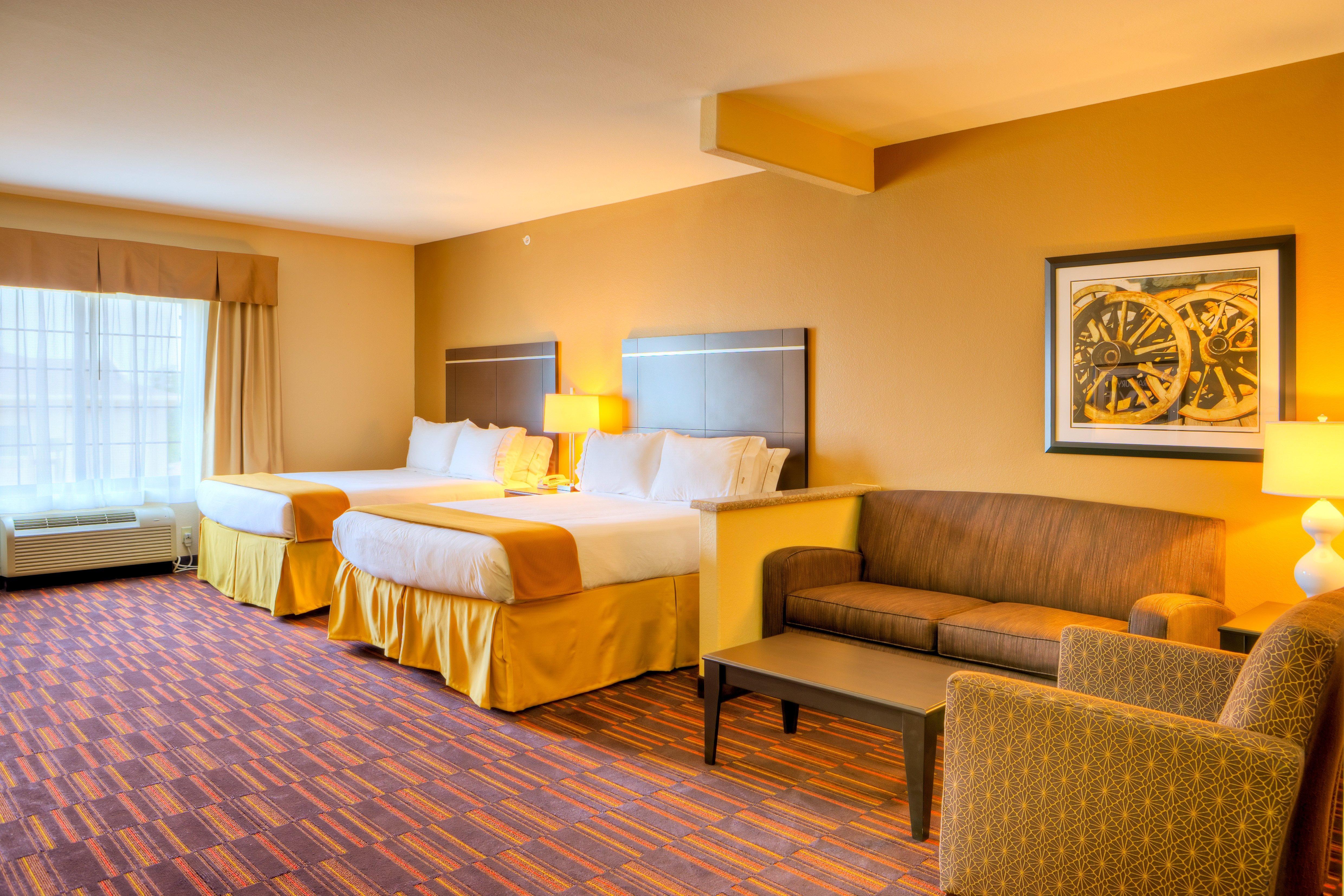 Holiday Inn Express And Suites Granbury By Ihg Dış mekan fotoğraf